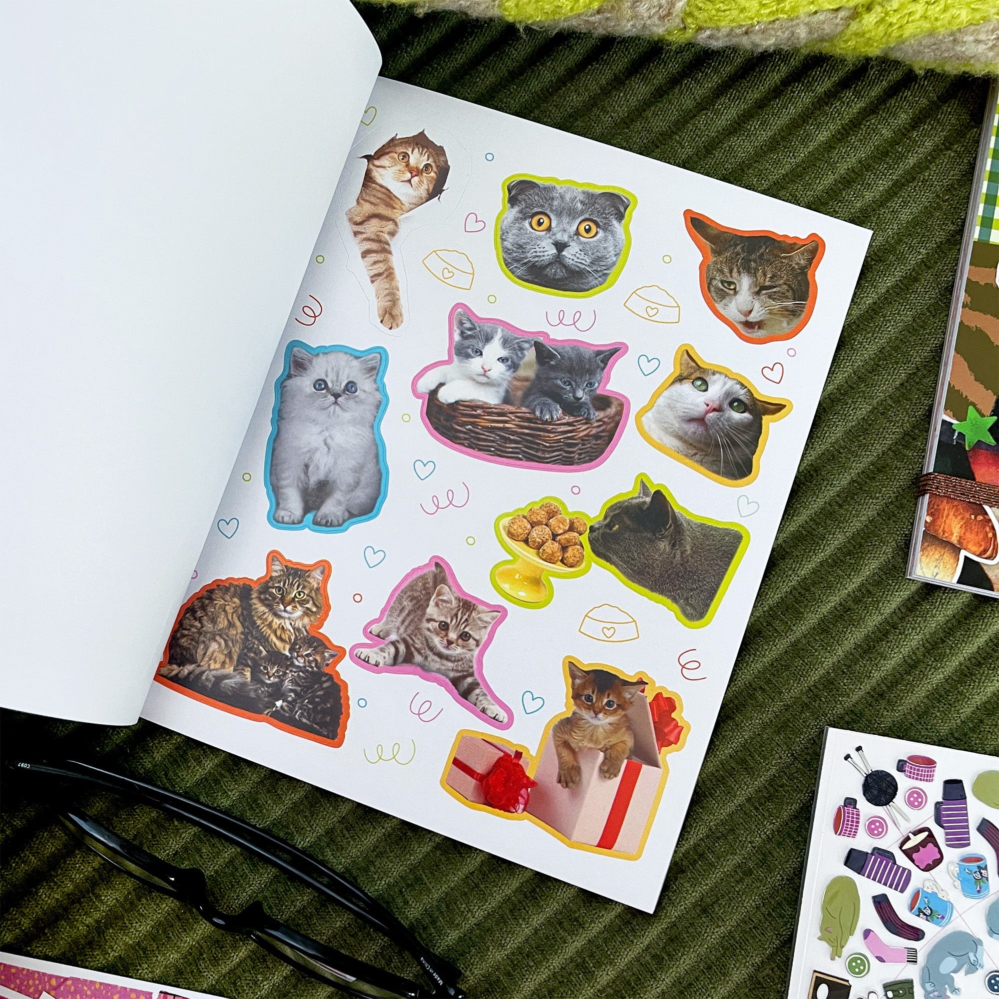 Hiss-terically Funny Cat Sticker Book